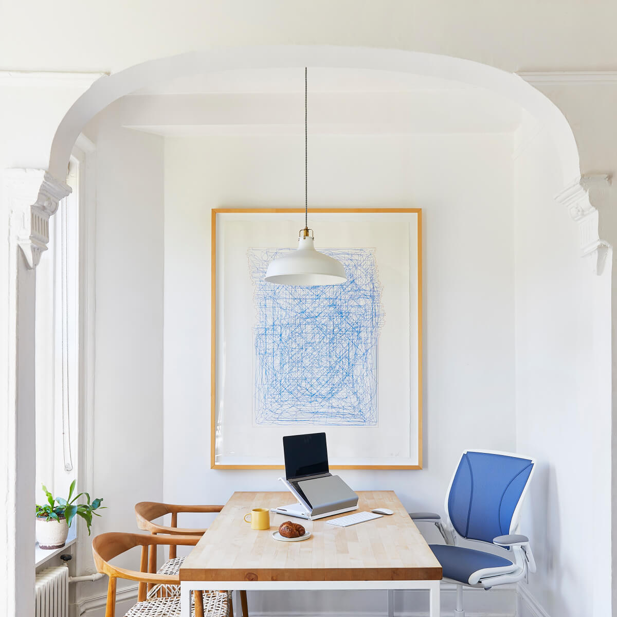 Diffrient Mesh Task Chair Back View