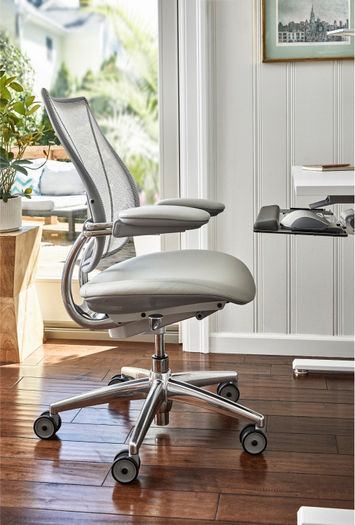 Liberty in Polished Aluminum with Ticino Glacier Seat